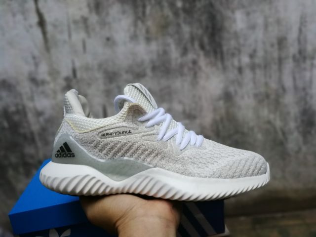 [Full box] GIẦY THỂ THAO ALPHA BOUNCE KEM TRẮNG NAM