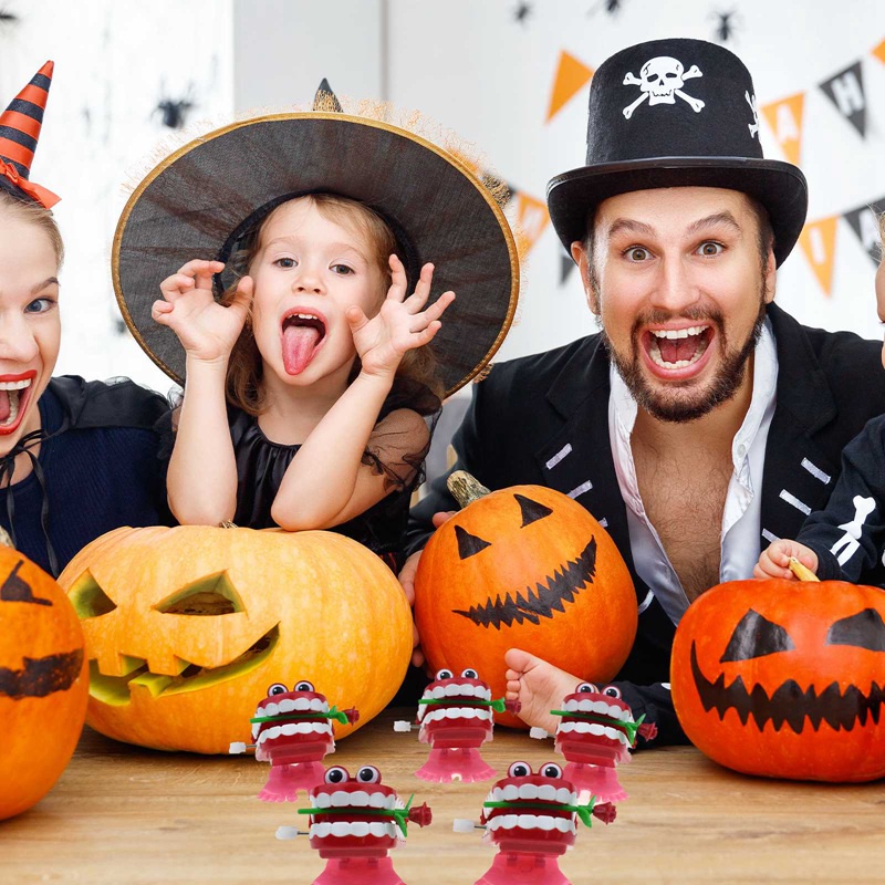 Đồ chơi lên dây cót hình hàm răng dễ thương cho bé