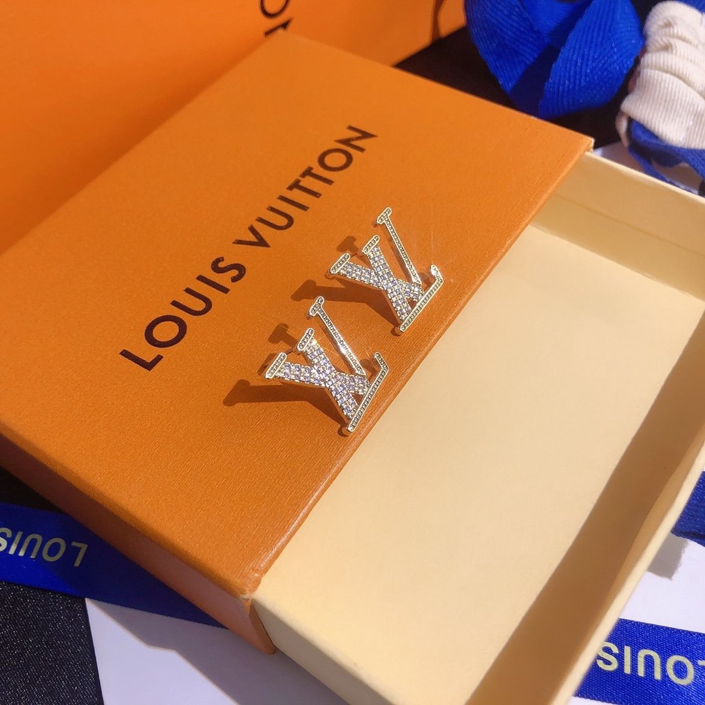 LOUIS VUITTON Khuyên Tai Tròn Bằng Thép Titan In Logo LV Thời Trang