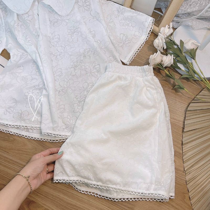 Set áo trắng cổ sen ren tròn kèm quần short ren có lớp lót trong mát chất vải cao cấp loại 1