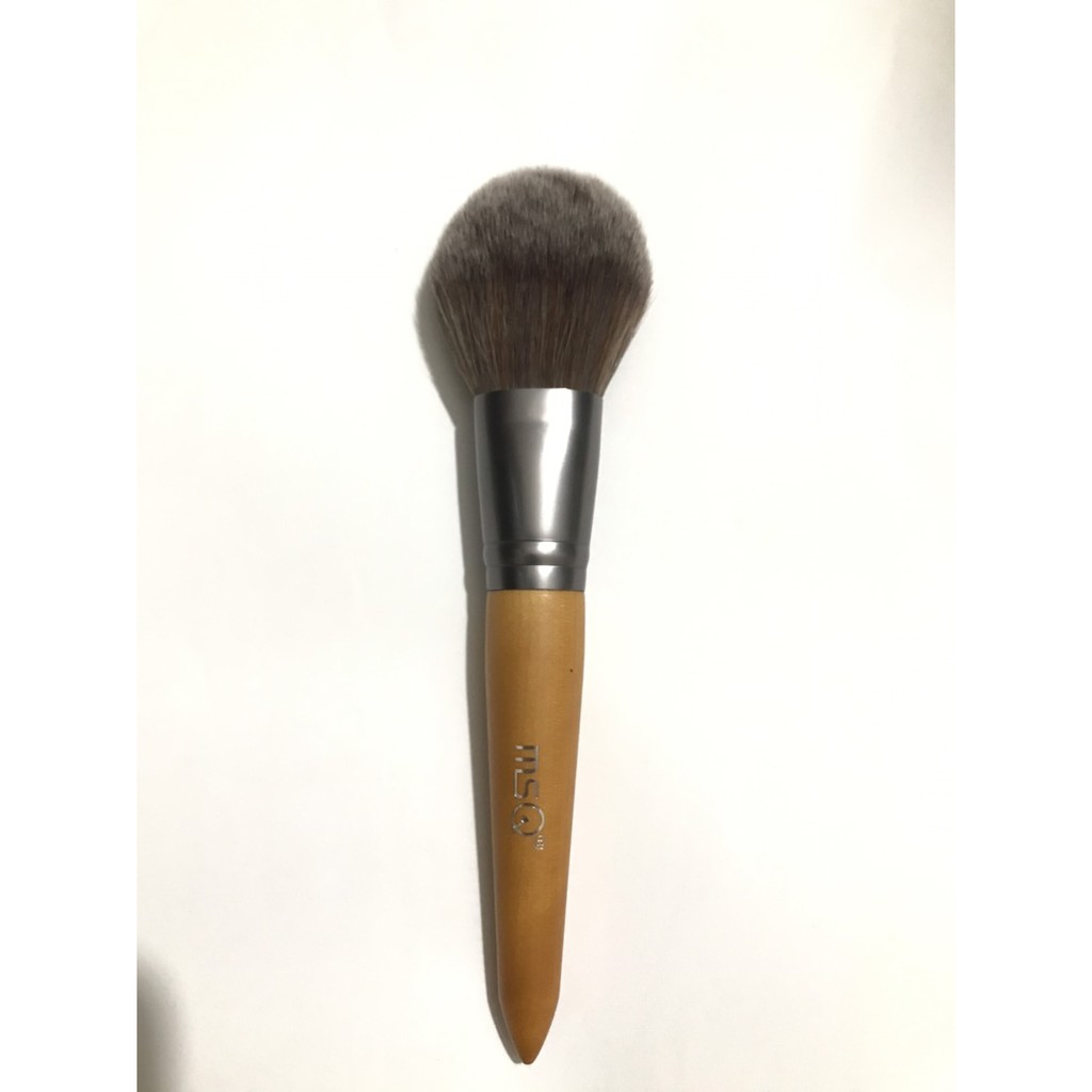 Cọ phủ phấn MSQ