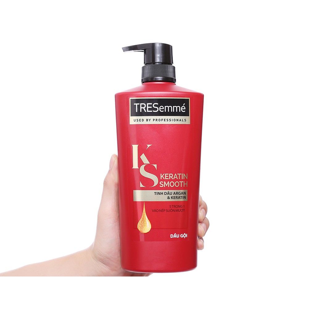 Dầu gội TreSemme Keratin Smooth vào nếp suôn mượt 650g