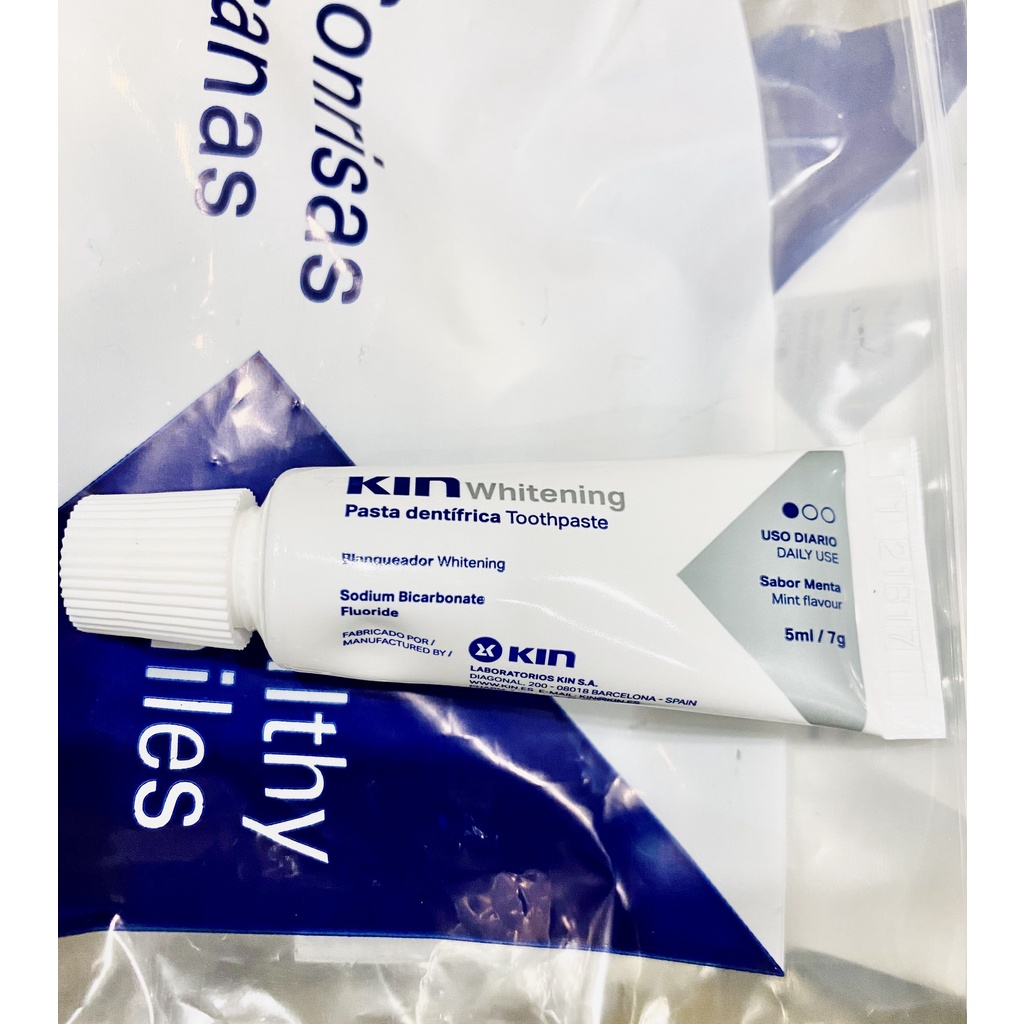 Kem đánh răng làm trắng răng Kin Whitening mini 7g/ Tây Ban Nha, size mini 7g
