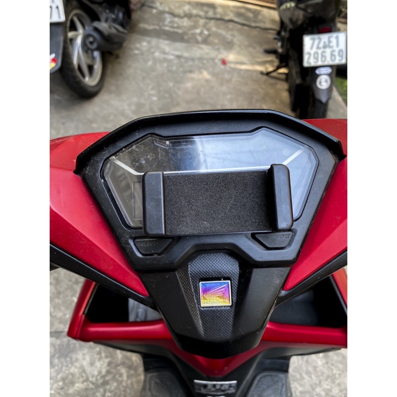 GIÁ ĐỠ ĐIỆN THOẠI CHO XE MÁY LOẠI SIÊU RẺ