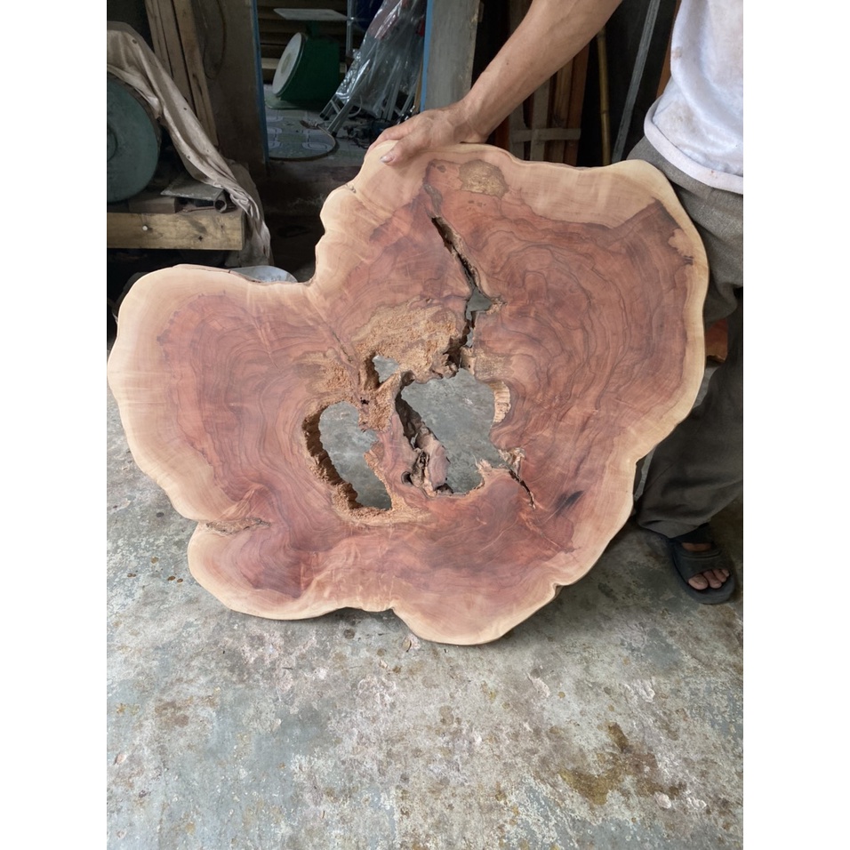 Phôi Gỗ Thủng Lỗ Tự Nhiên Để Đổ Keo Epoxy Dùng Làm Mặt Bàn