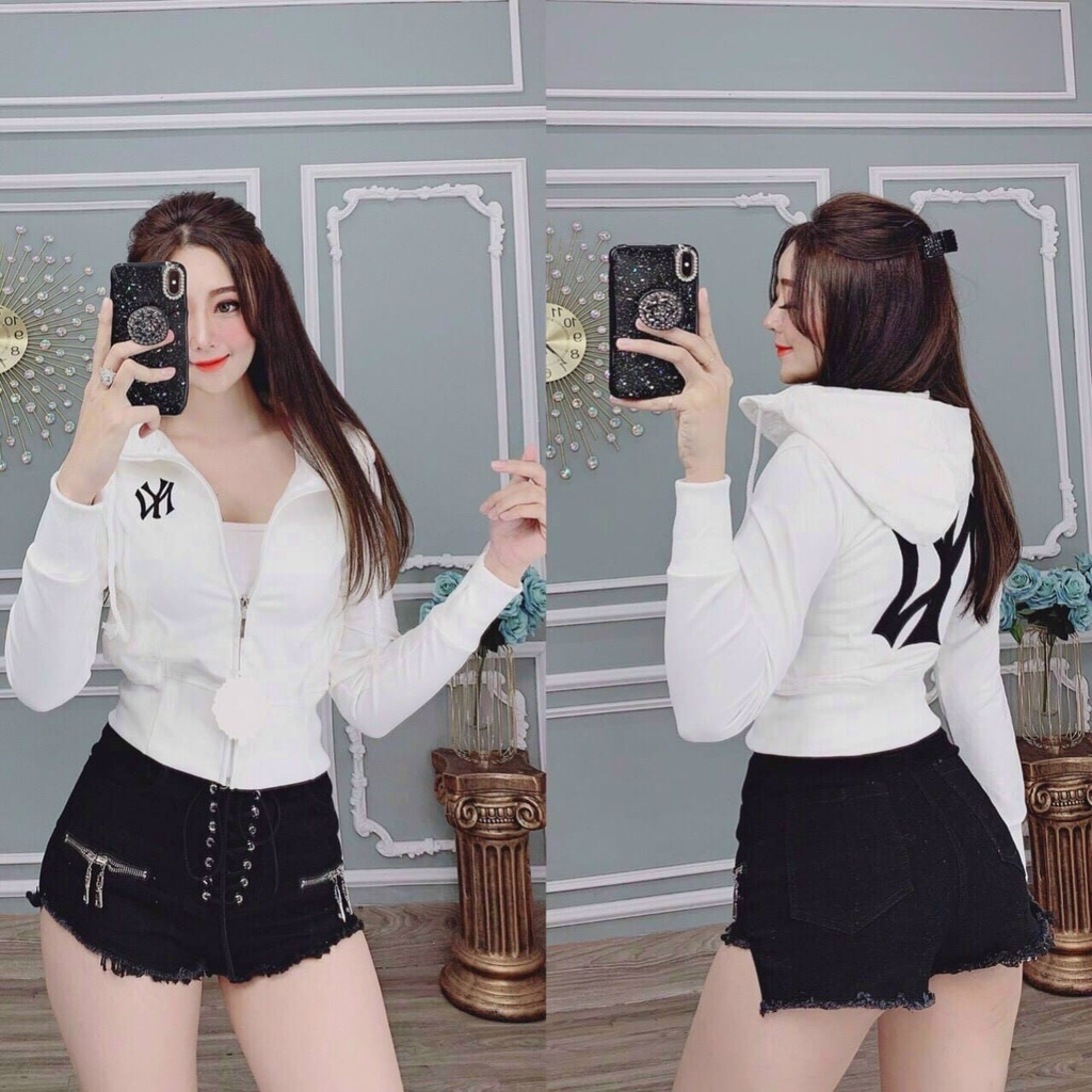 Áo Khoác nữ cá tính - logo thêu