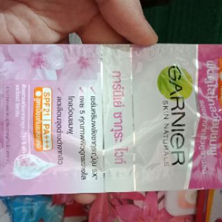Combo 6 gói dưỡng trắng da Garnier Thái Lan