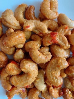 500 gram điều rang tỏi ớt