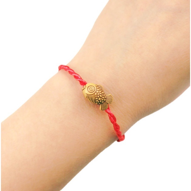 Vòng tay chỉ đỏ may mắn giao ngẫu nhiên Clovershop68
