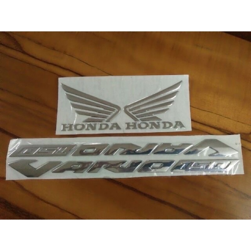 Tem Vario Chữ Nổi Và Cánh Chim Honda