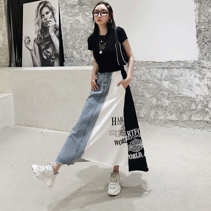 [LININ] Chân Váy Denim Lửng Eo Cao Vừa Vặn Ghép Mảnh Ghép Mảnh Ghép Vải In Chữ Thời Trang Phong Cách Mùa Hè
