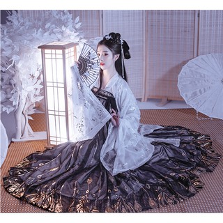 Trang phục cổ trang Kim ngân sắc