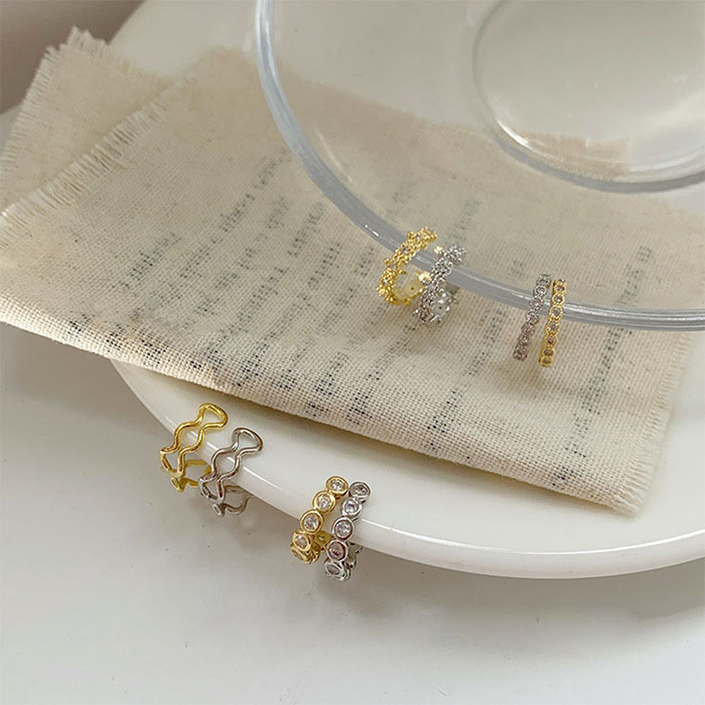 Bông Tai Nữ Trang Tạo Hình Độc Đáo Cá Tính