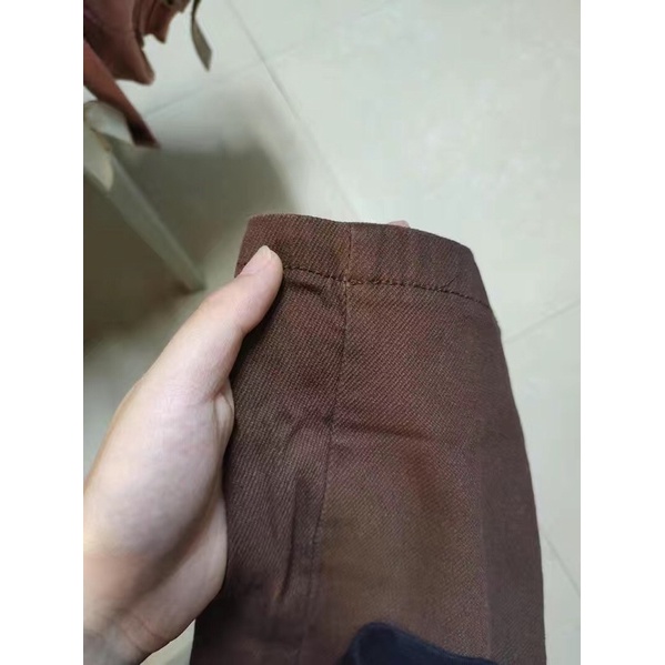 Quần jeans ống loe cạp cao phong cách cá tính, hấp dẫn