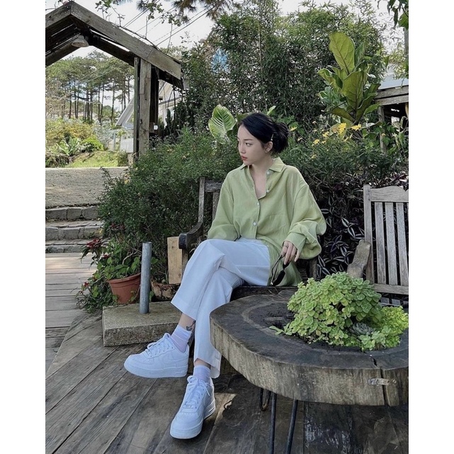 Set áo sơ mi xanh thắt nơ hông + quần trắng chị LNĐ [Nhớ đọc số đó nha ❤️] | BigBuy360 - bigbuy360.vn