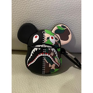 Combo Ốp Iphone + Ốp Airpods BAPE x BearBrick 3D