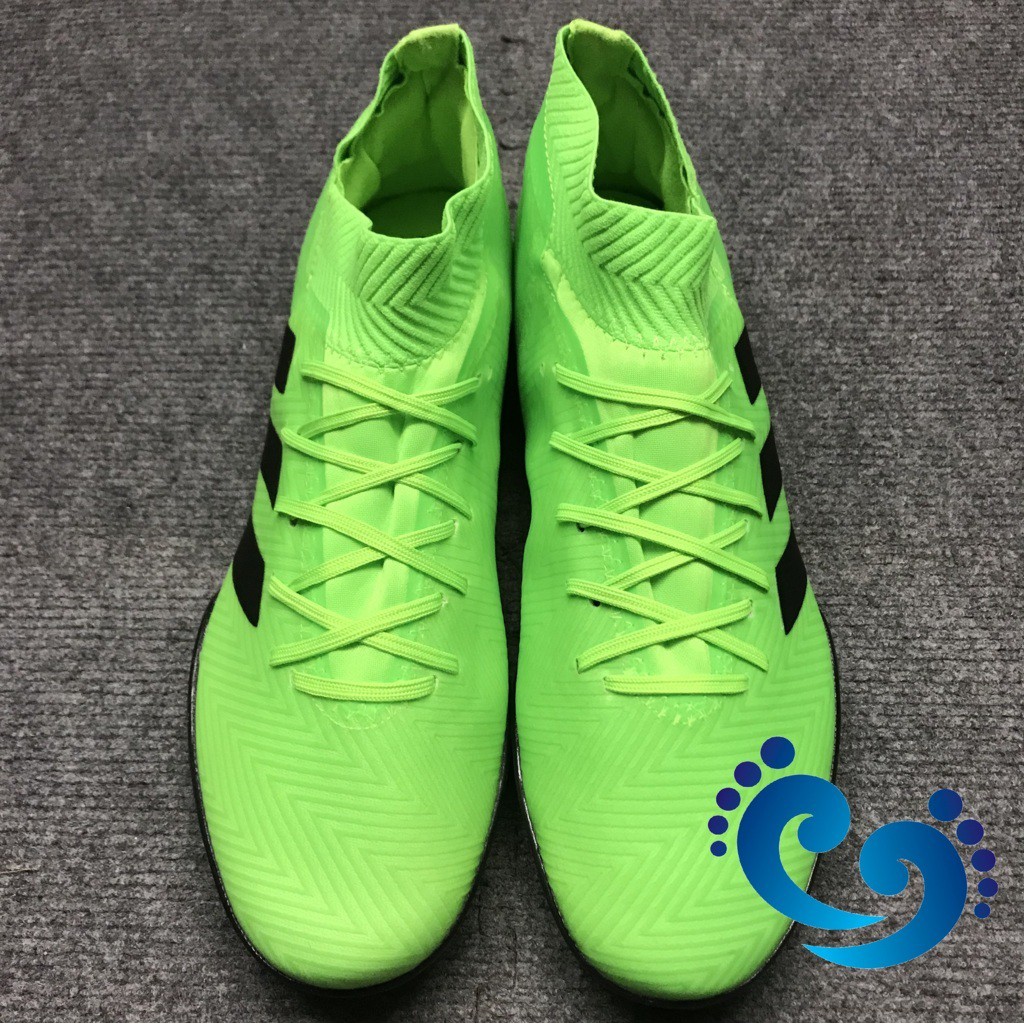 Giày đá bóng Nemeziz xanh lá pha nhân tạo