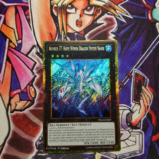 Thẻ bài Yugioh chính hãng | Number 37: Hope Woven Dragon Spider Shark | PGL3 Gold Secret rare.
