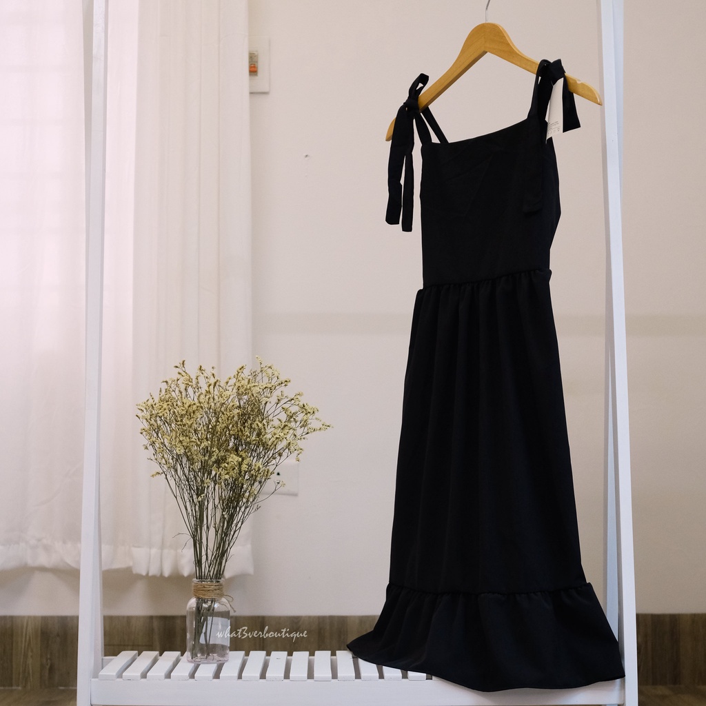 Váy babydoll 2 dây Charlet Dress - Váy 2 dây dài dáng xòe màu đen lưng chun