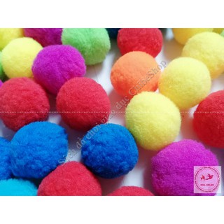 - Quả Pom Pom các màu sắc (2cm ) . 100 viên / 35k -