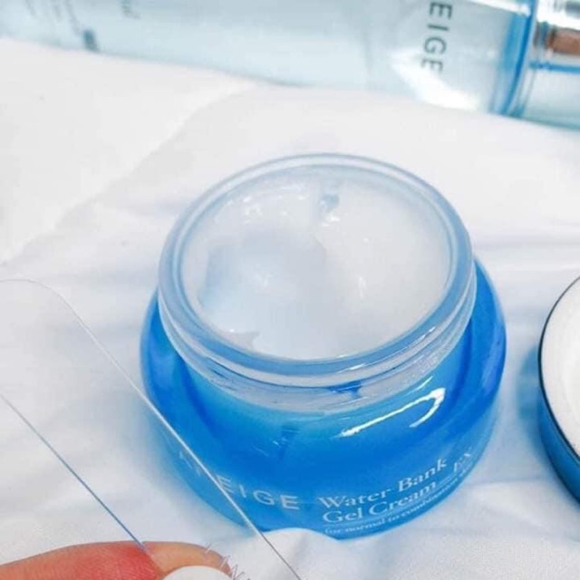 Kem dưỡng Water Bank hydro cream ex