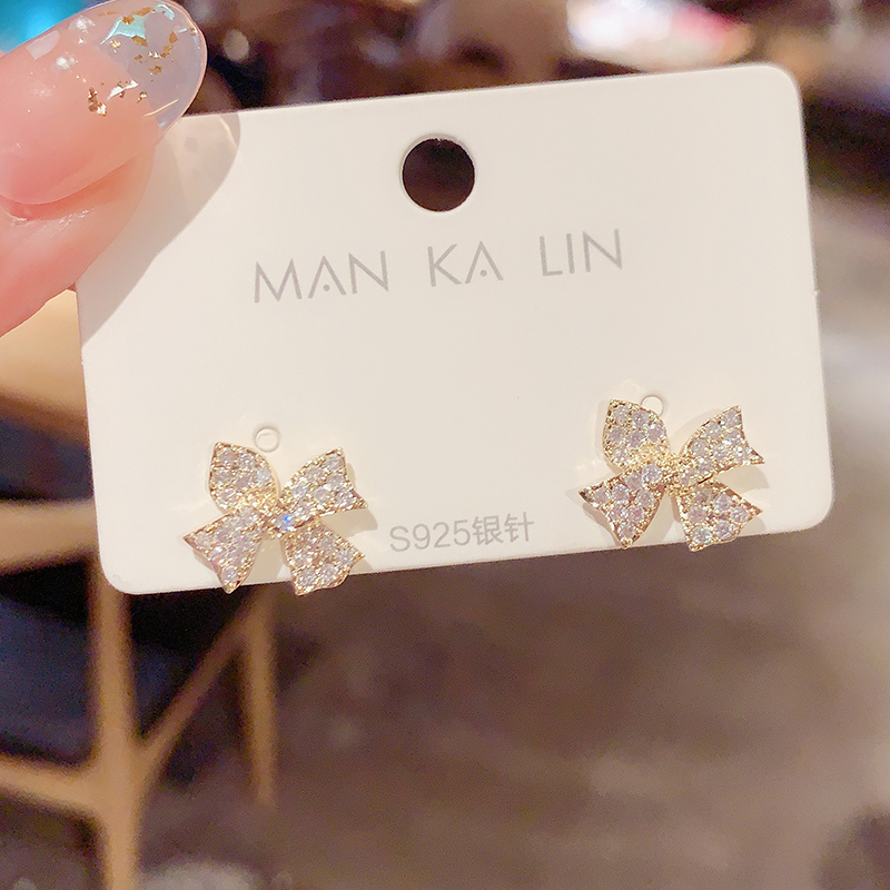 Đôi bông tai hình nơ đính đá giả thời trang dành cho nữ