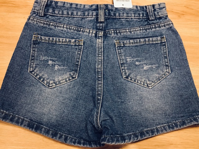 Quần jeans giả váy