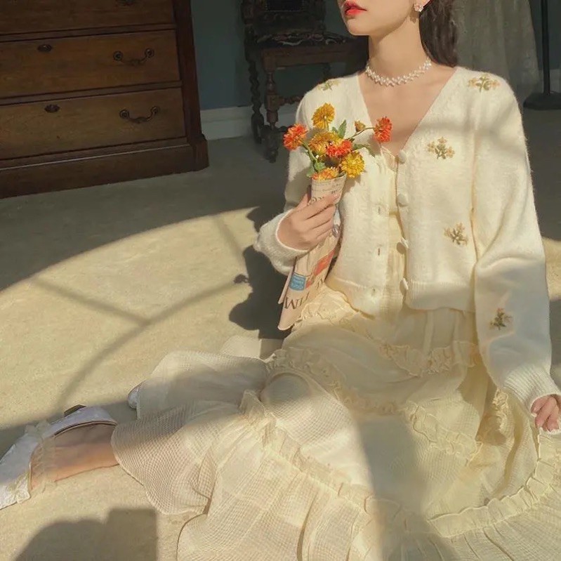 [ORDER TAOBAO] ÁO CARDIGAN HỌA TIẾT HOA NHÍ DÁNG NGẮN | BigBuy360 - bigbuy360.vn