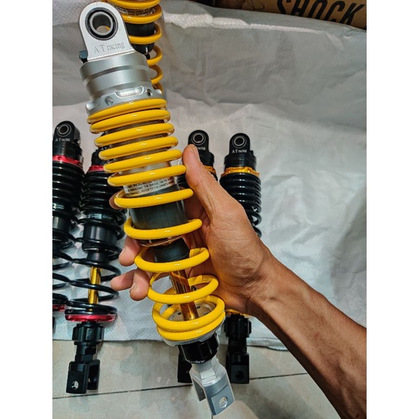 Phuộc OHLINS có núm tăng chỉnhlắp AIRBLADE NVX NOUVO IMPULSE PCX..