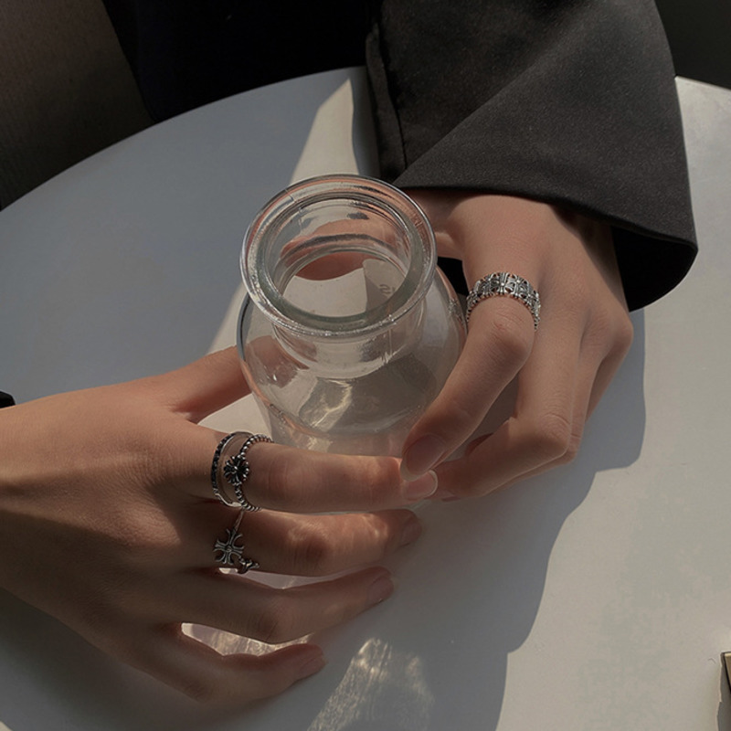 Nhẫn thời trang hình cây thánh giá độc đáo phong cách retro