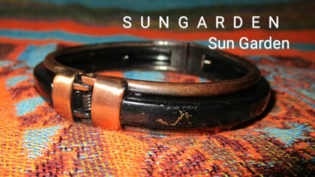 1242. Vòng tay thời trang chất liệu đồng vintage cá tính _ hàng Secondhand