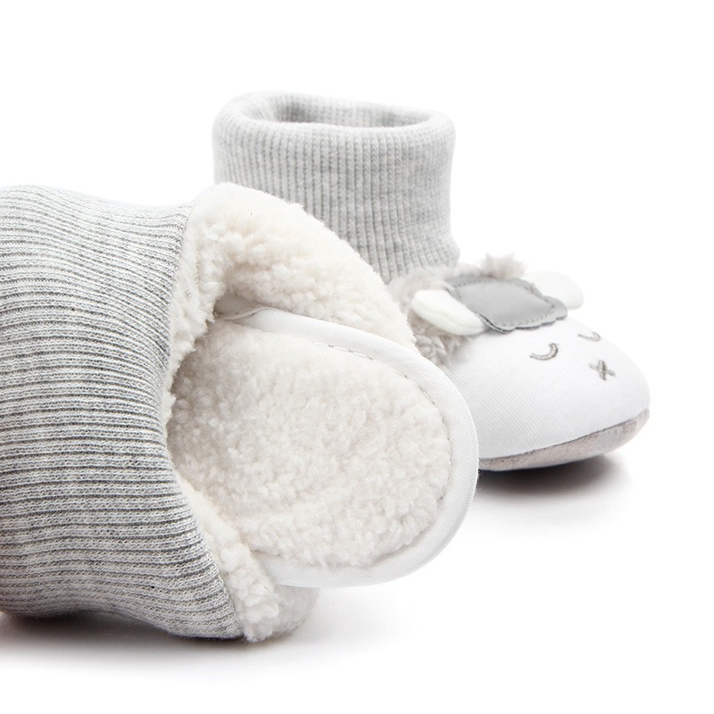 Giày cotton mềm mại họa tiết hoạt hình đáng yêu cho bé