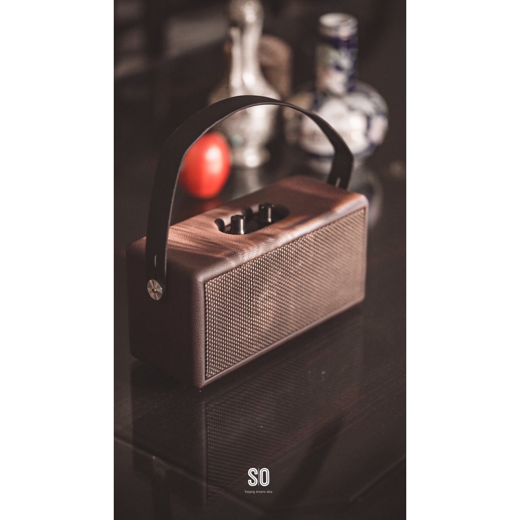 Loa bọc da handmade lấy cảm hứng từ Marshal