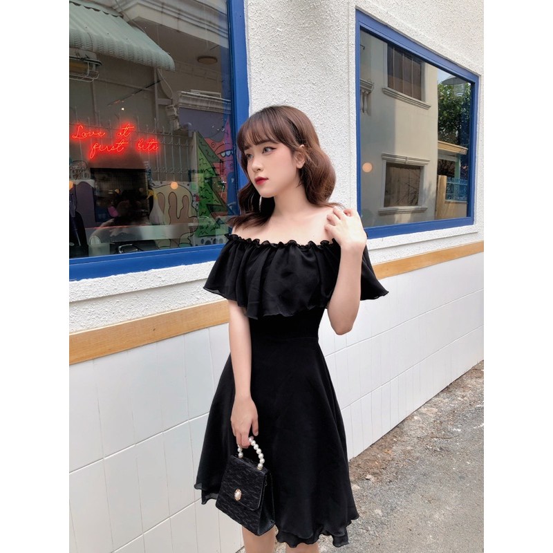 Đầm trễ vai lía trễ vai - màu trắng-màu đen | BigBuy360 - bigbuy360.vn