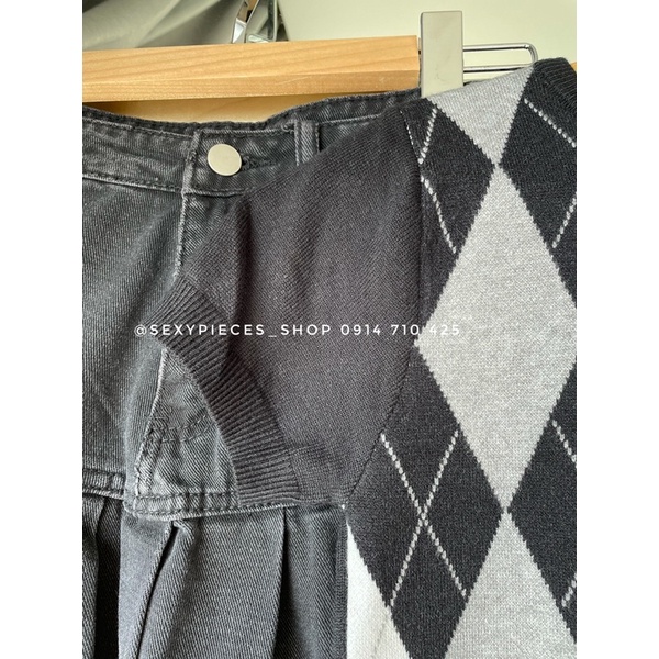 ✅Ảnh thật 100%- Áo croptop hoạ tiết ô vuông đen trắng và chân váy jean xoè túi hộp | BigBuy360 - bigbuy360.vn