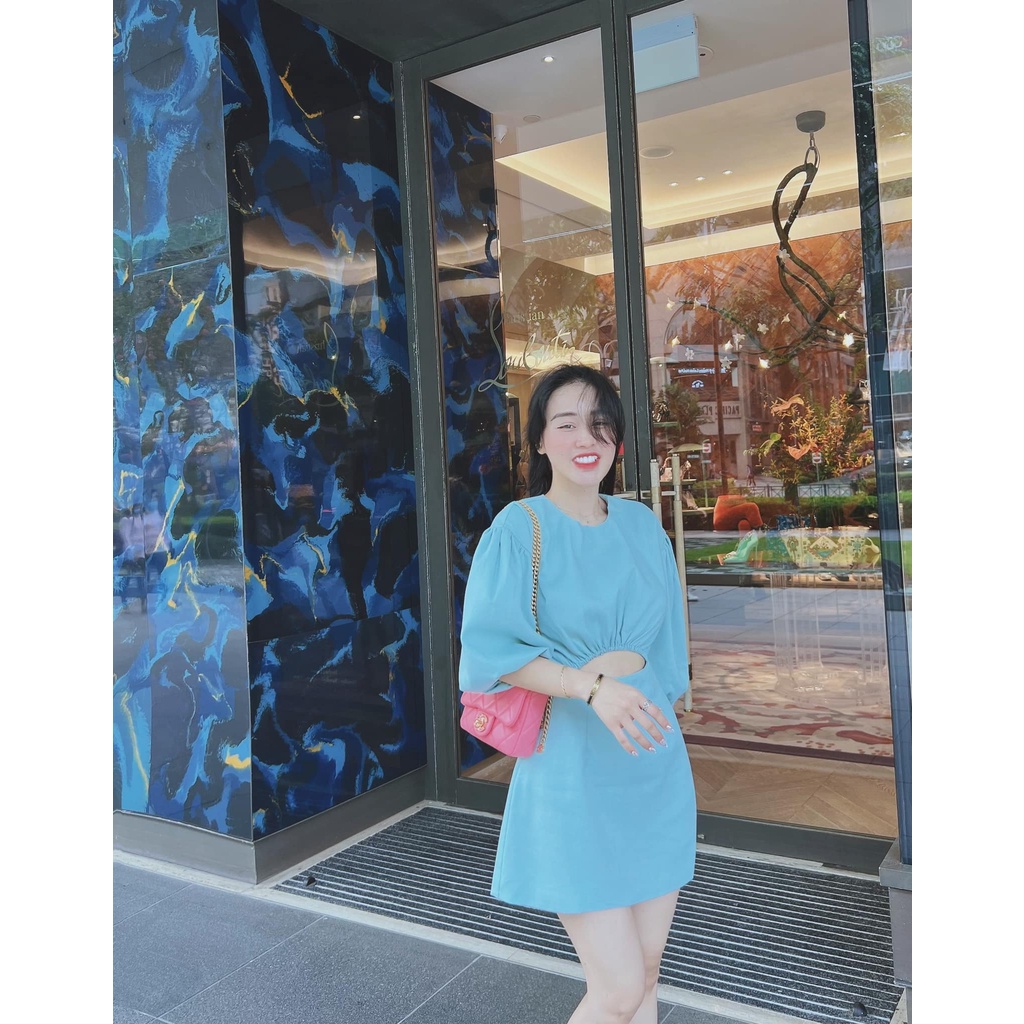 Đầm tay phồng khoét bụng