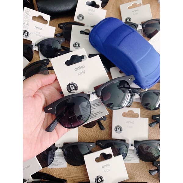 Kính chống uv cho bé 2-4y