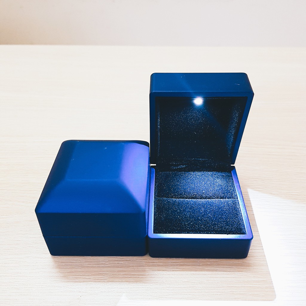 (Jewelry box) HỘP ĐỰNG NHẪN CƯỚI,BÔNG TAI CHO NỮ,HỘP QUÀ TẶNG TRANG SỨC,HỘP ĐỰNG NHẪN CAO CẤP CÓ ĐÈN LED (H19-2-NĐ)