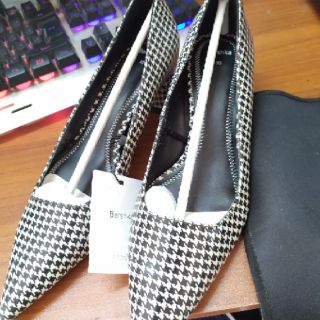 thanh li Guốc Bershka size 35 authentic
