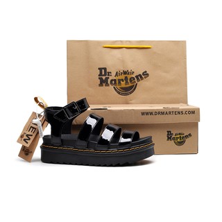 Giày sandal đế dày bằng da có lớp trên Dr. Martens cho nữ