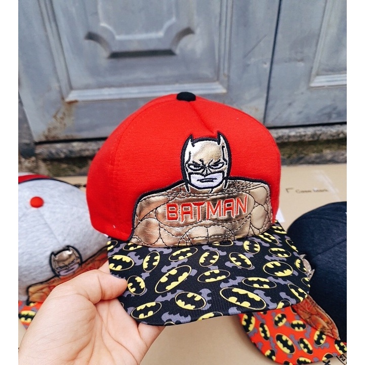 Mũ non hip hop bat man in chữ - MŨ HIPHOP BATMAN CHỮ IN BÉ TRAI 3-10 TUỔI