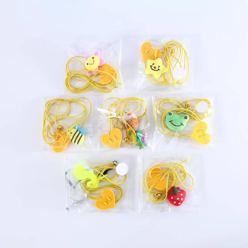 Đồ Chơi Treo Hình Hoạt Hình Có Âm Thanh Cho Mèo Cưng