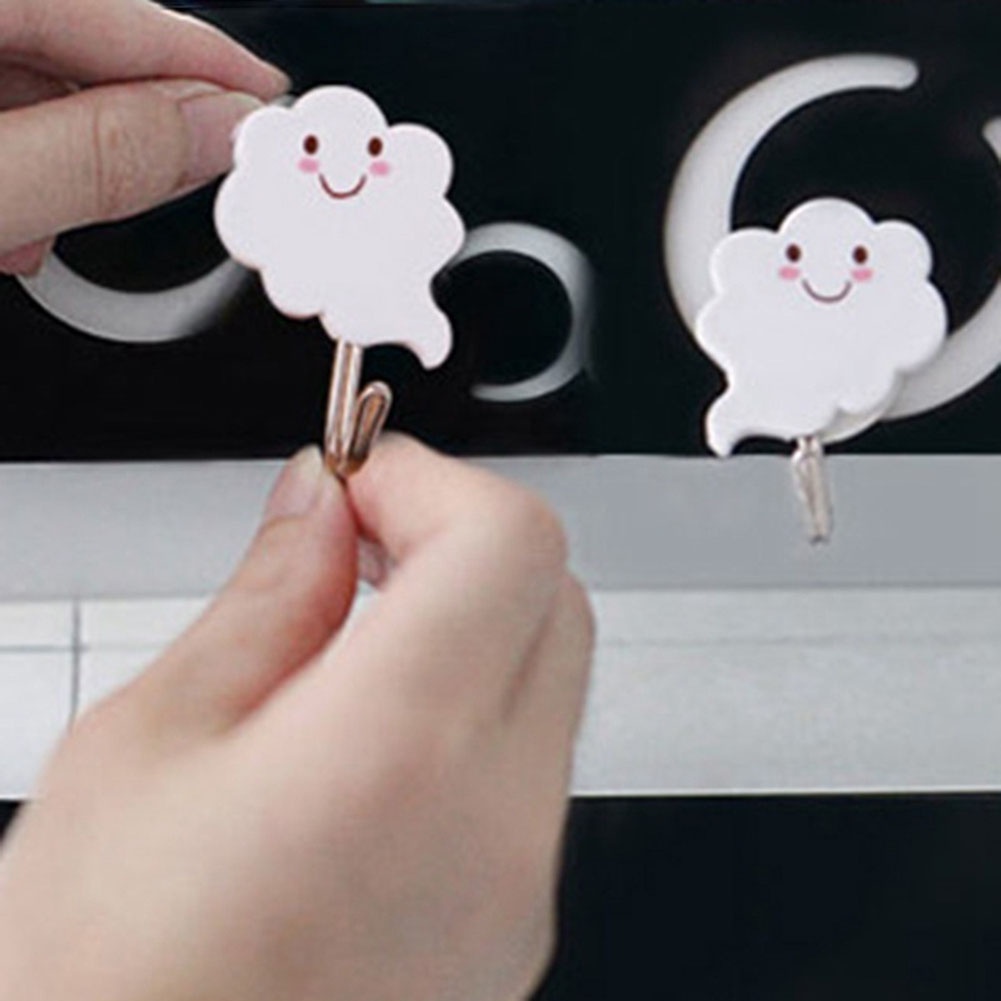 Set 6 Móc Treo Đồ Dán Tường Hình Đám Mây Dễ Thương