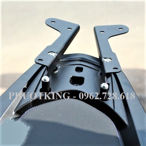 Thùng xe máy PCX - Thùng Givi cho xe PCX nhiều mẫu