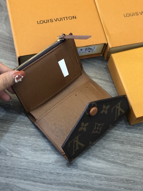 Ví Eo Vi ngắn cúc gập loại đẹp ảnh thật (full hộp) | BigBuy360 - bigbuy360.vn