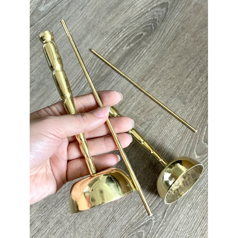 Khánh Tay Tụng Kinh Huế