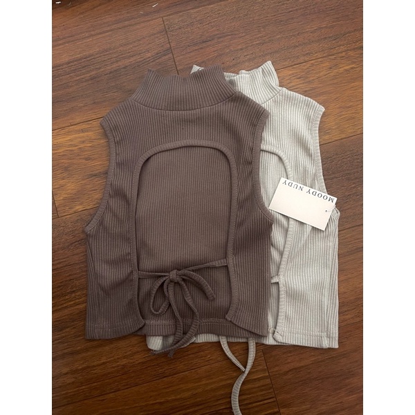 Áo croptop cổ lọ hở lưng MOODY NUDY | BigBuy360 - bigbuy360.vn