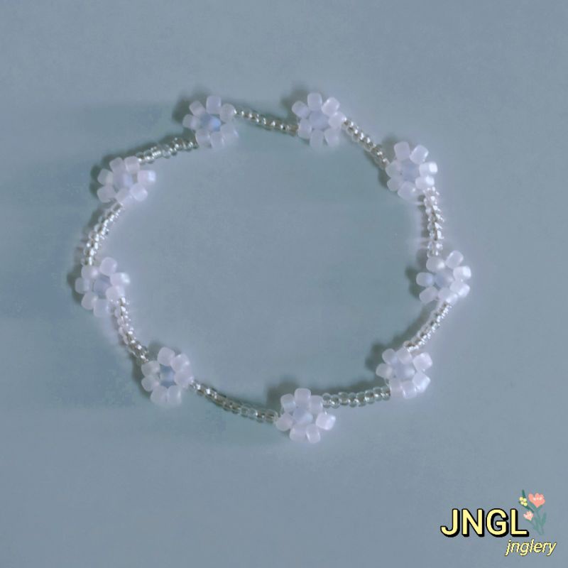 Vòng tay hoa hạt cườm hoa màu trắng