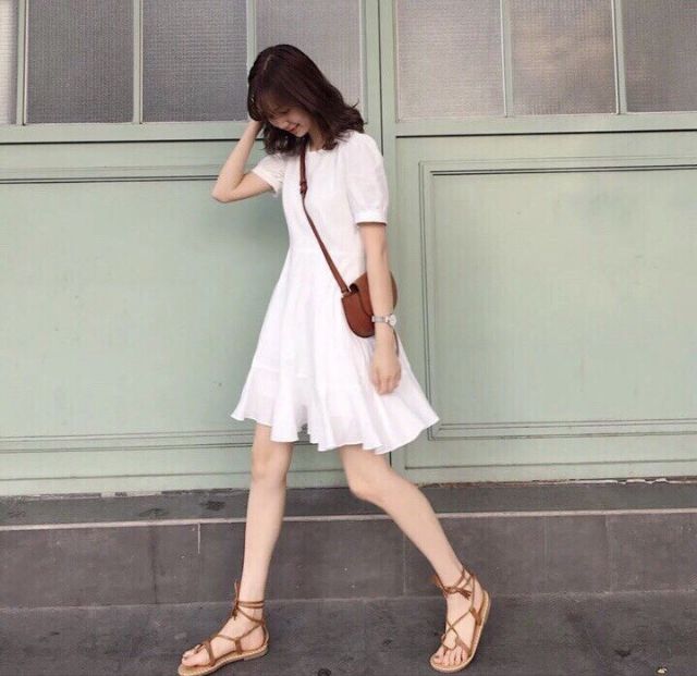 Đầm xoè đuôi cá tay phồng cột nơ eo