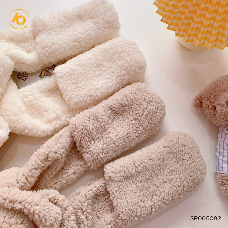 Mũ lông tai thỏ SHOP10K  kèm khăn quàng cổ bao tay 3 trong 1 ấm áp